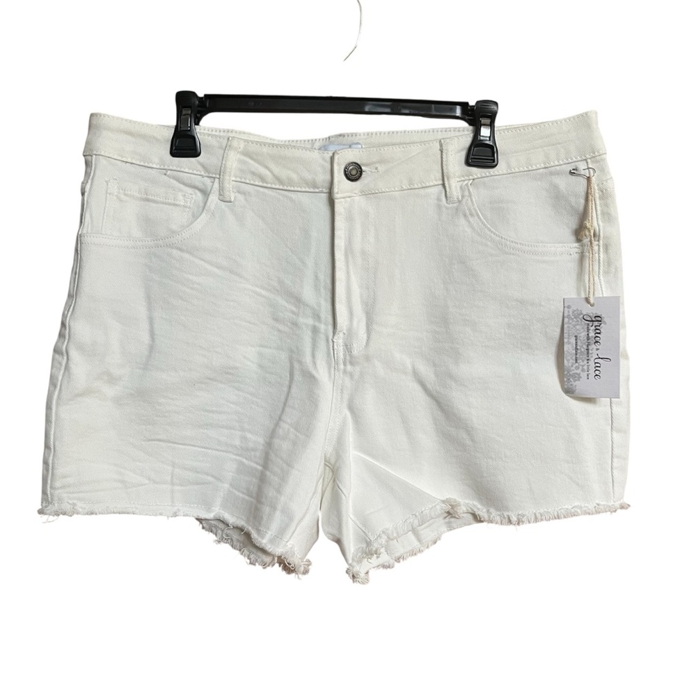 Grace & Lace White Cut Off Frayed Hem Women Shorts NWT Size 16